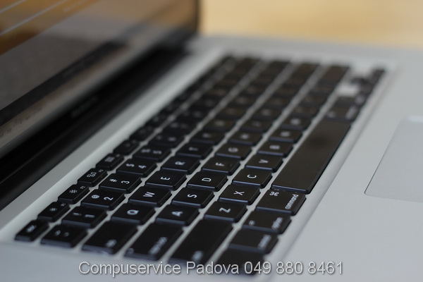 Riparazione tastiera Asus assistenza tasti rotti da sostituire Padova sostituzione tastiera rotta Asus computer riparazione tasti computer pc Asus padova